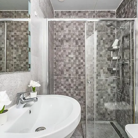 Apartment Castillo De Santa Clara-1 By Interhome